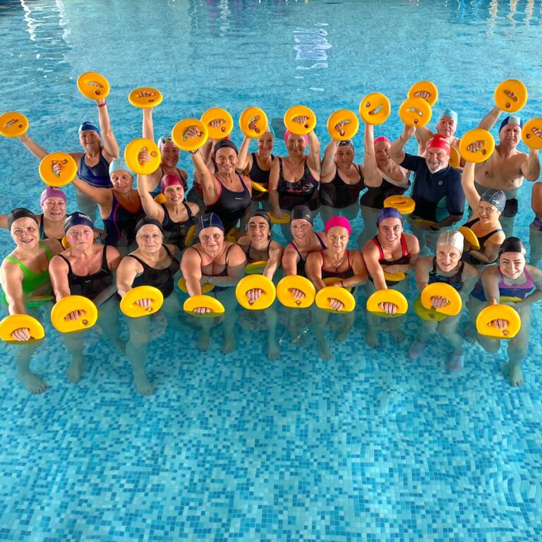 Gruppo Aquagym in piscina allo Sporting Club Noale